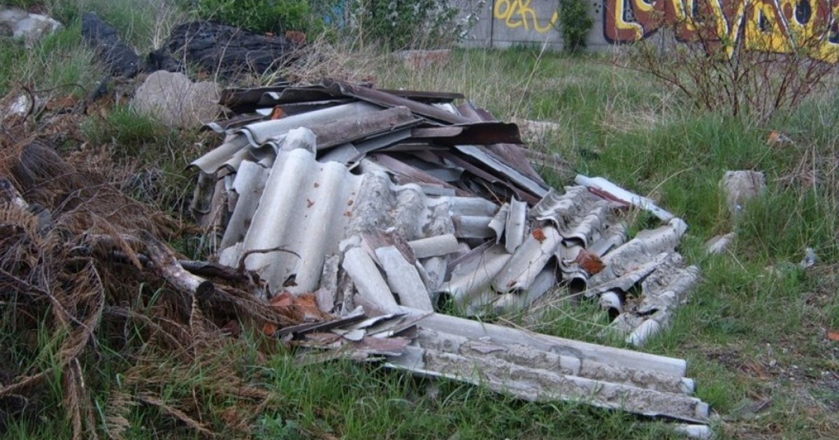 Skládka eternitu: Komplexní průvodce bezpečnou a ekologickou likvidací